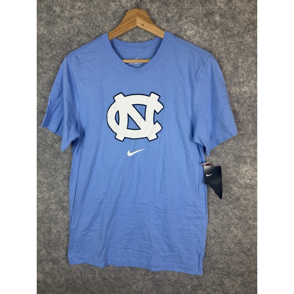 North Carolina Tarheels Tshirt Men's Small NCAA Nike Basketball Blue College